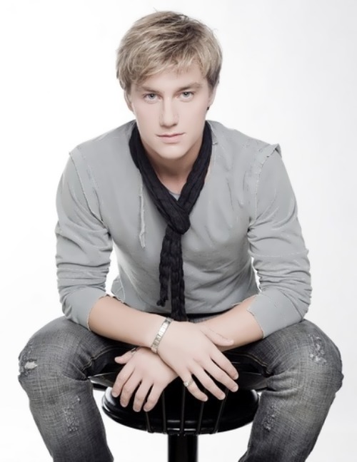 1000017996 1000017996