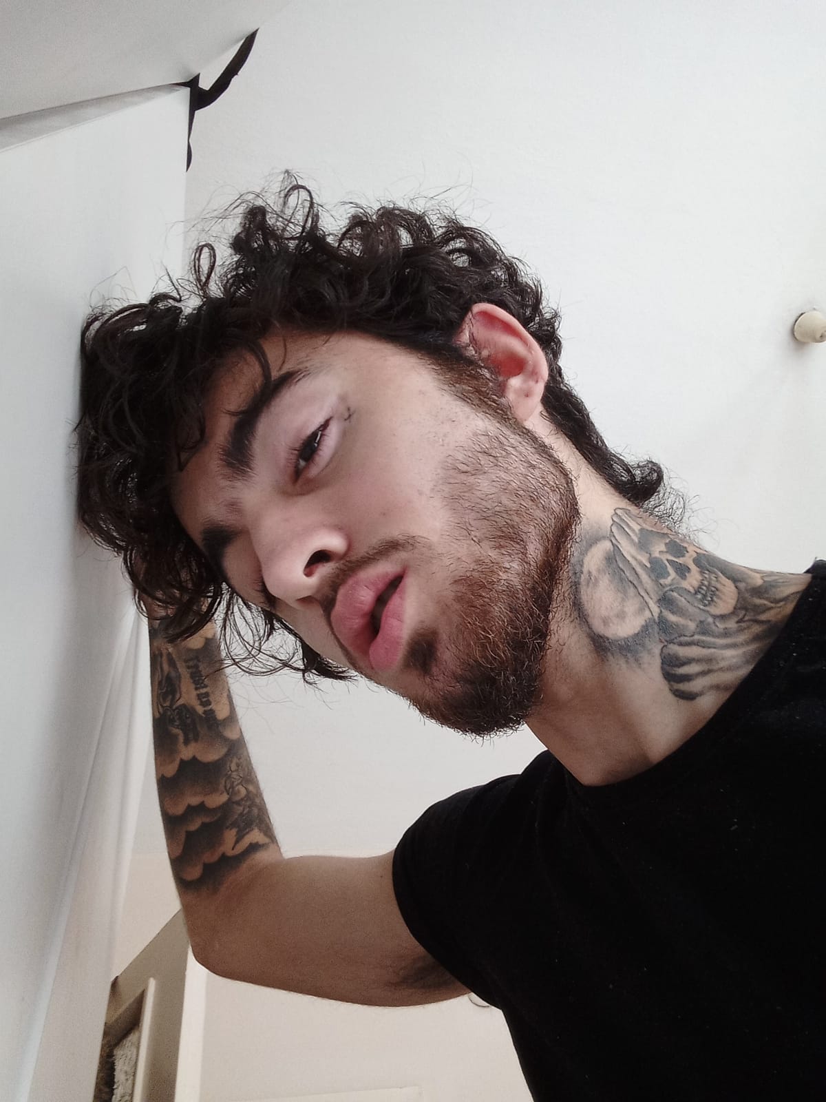 1891137b e412 49b5 b082 3f78f64af57b