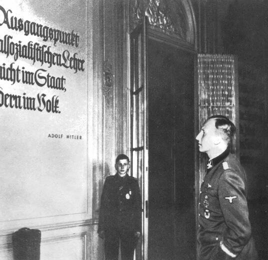 1760127093389329 1760127093389329