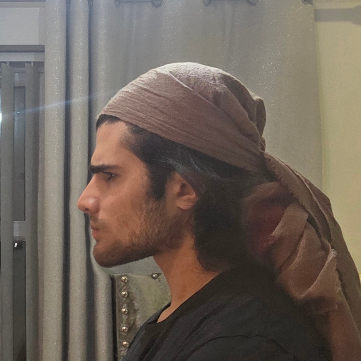 1000077179 1000077179