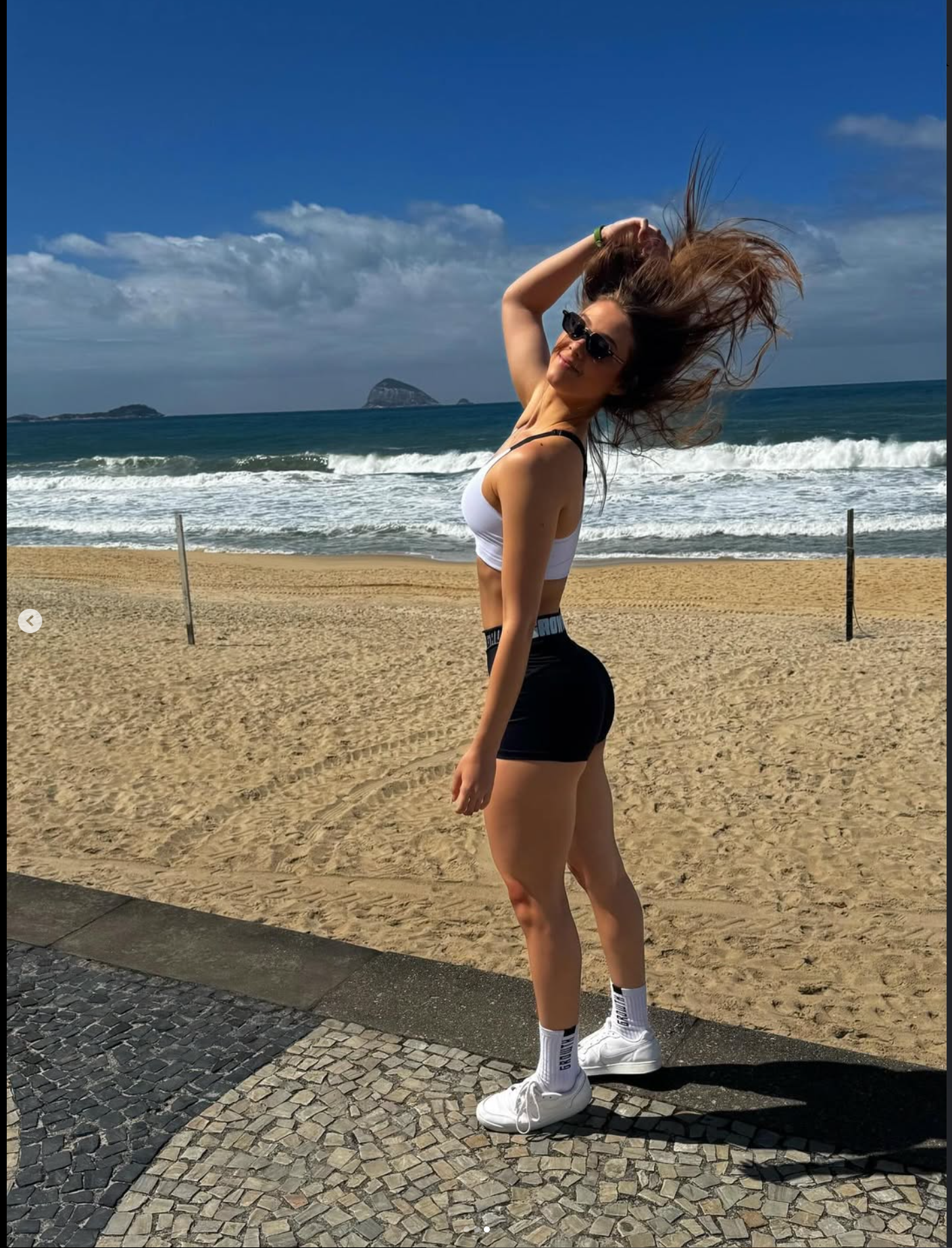 1761684185923 1761684185923