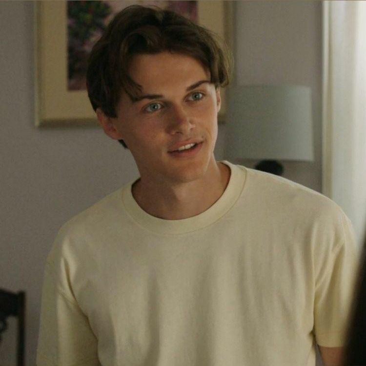 Cf37e385d04a22afe31117f0a6d83393