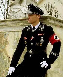 D2oDAdfXQAAu FP D2oDAdfXQAAu FP