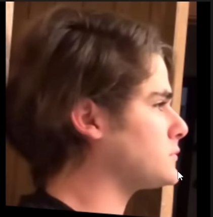 1000027618 1000027618