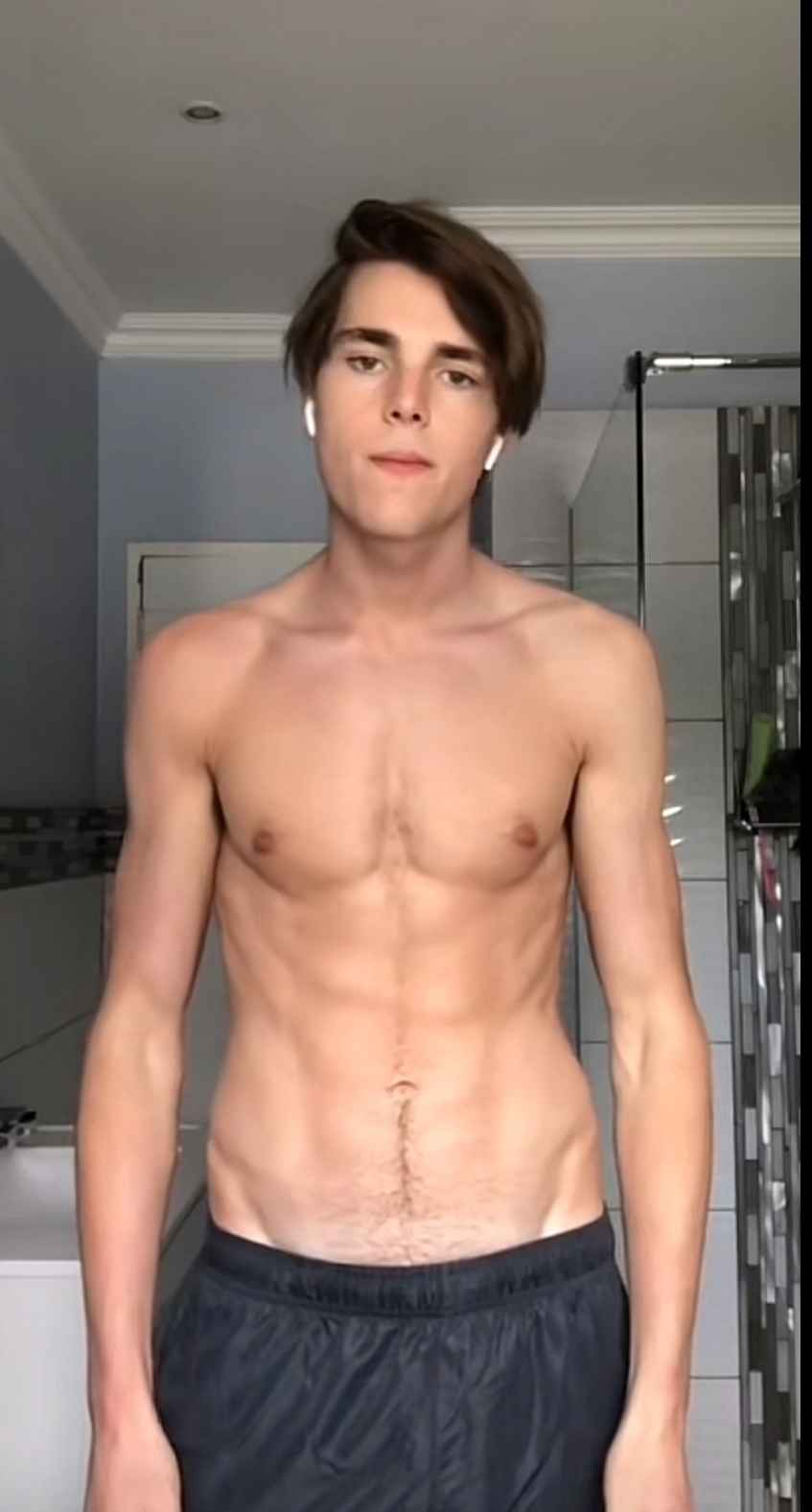 Screenshot 2025 10 31 23 59 12 199 commiuigallery edit Screenshot 2025 10 31 23 59 12 199 commiuigallery edit