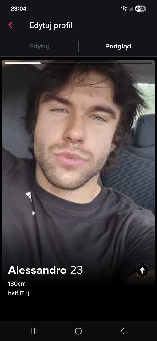 Screenshot_20251004_230407_Tinder.jpg