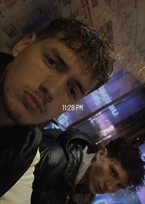 Screenshot_20251013_235929_Snapchat.jpg