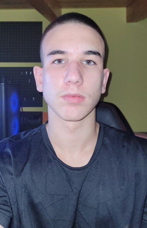 WhatsApp Image 2025-10-15 at 23.21.56_52bf61ef.jpg