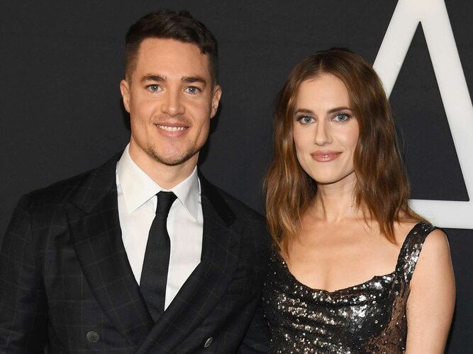 Allison williams alexander dreymon 1 de03eaa04d6a400bb6bb3406e66e1bd3