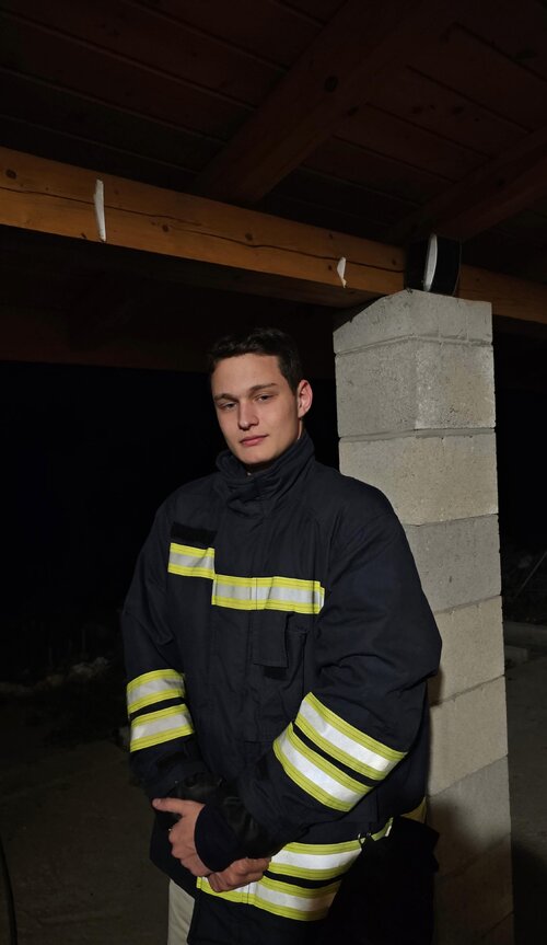 0103554B 338E 4456 9101 3516B64BA6B2