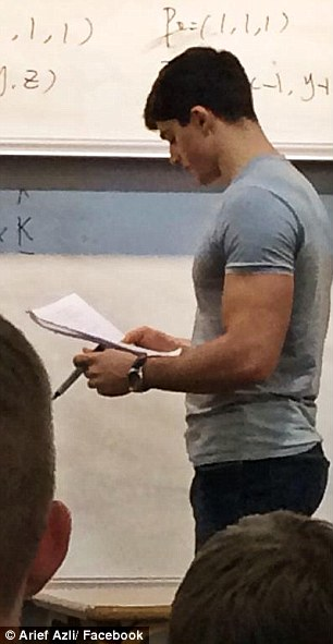 Image 2025 11 03 204440755