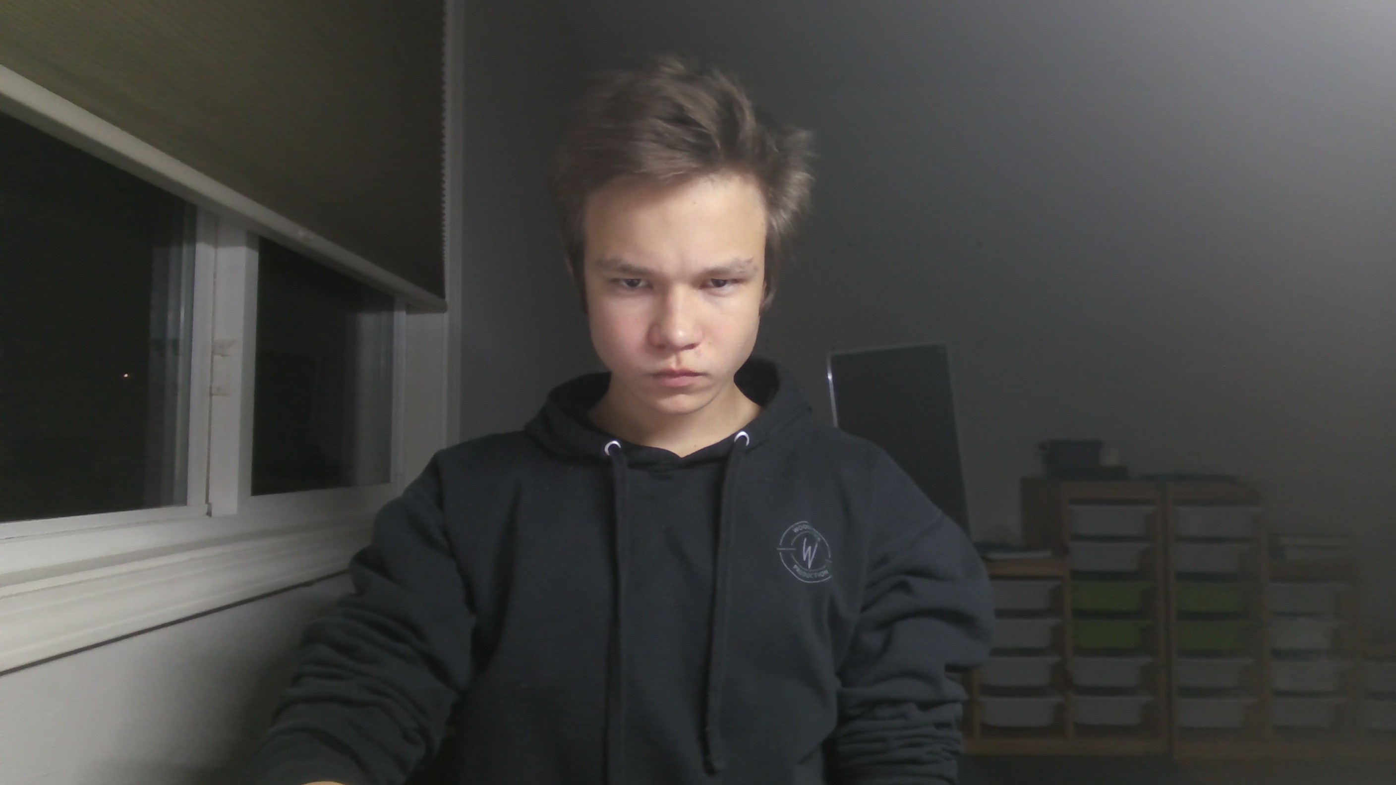 WIN 20251103 23 57 26 Pro