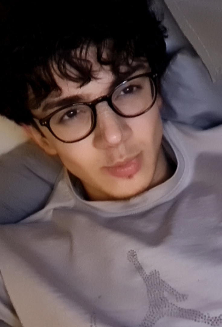 Snapchat 1274617155