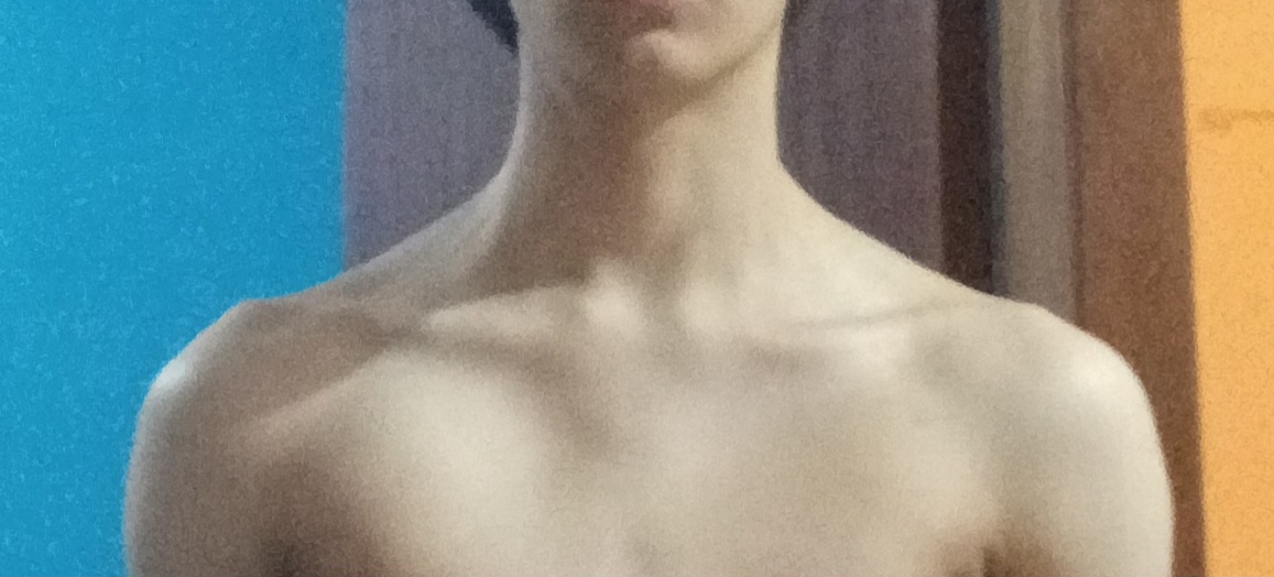 1000130894