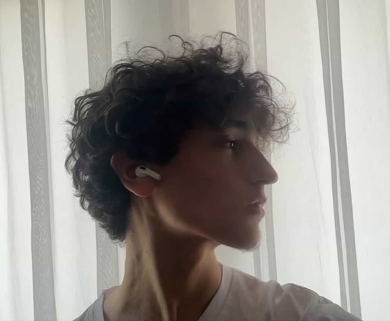 AEF878BD 21ED 47FD BFED 7629803AC550