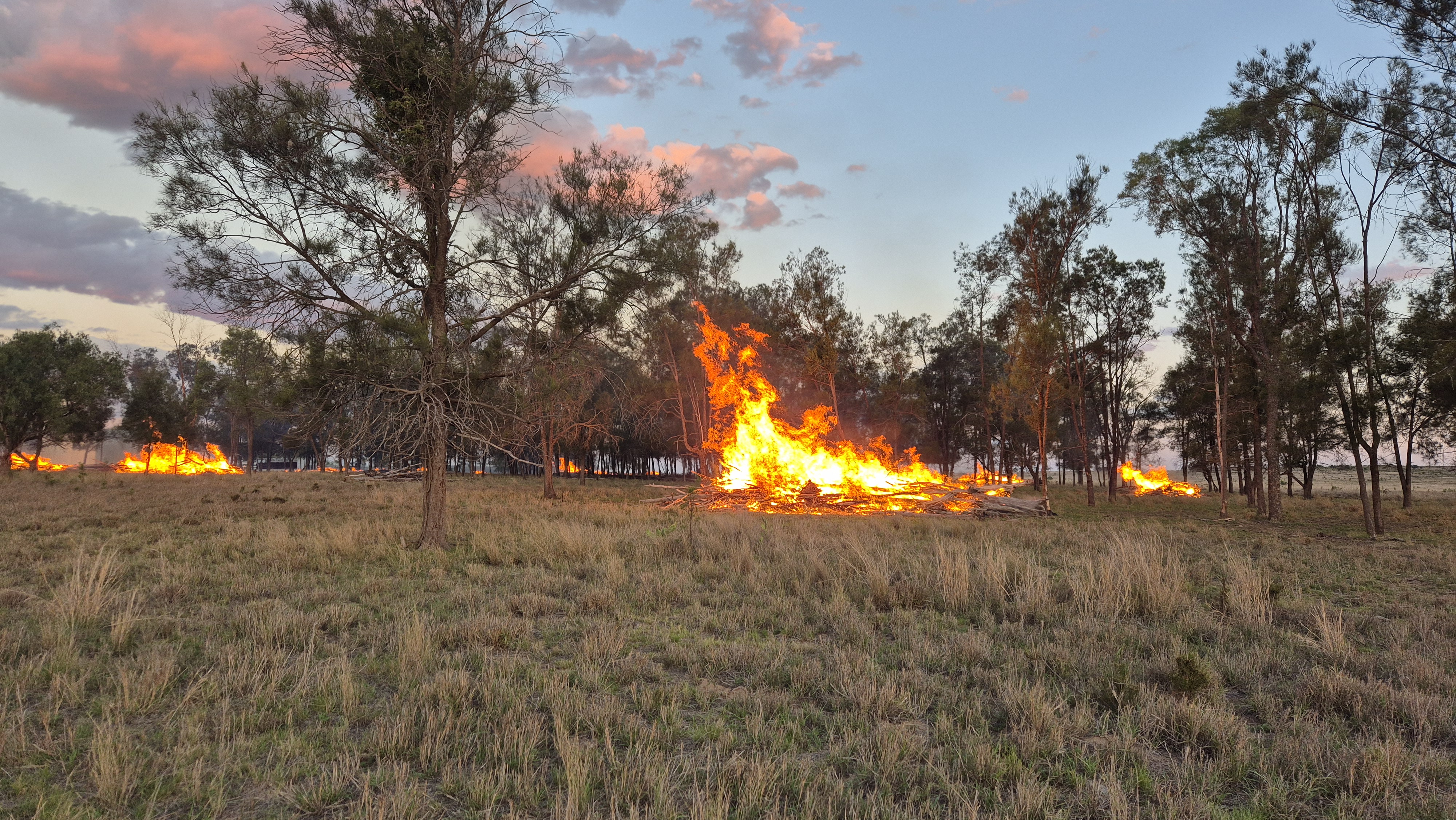 176276325776438597610601077874