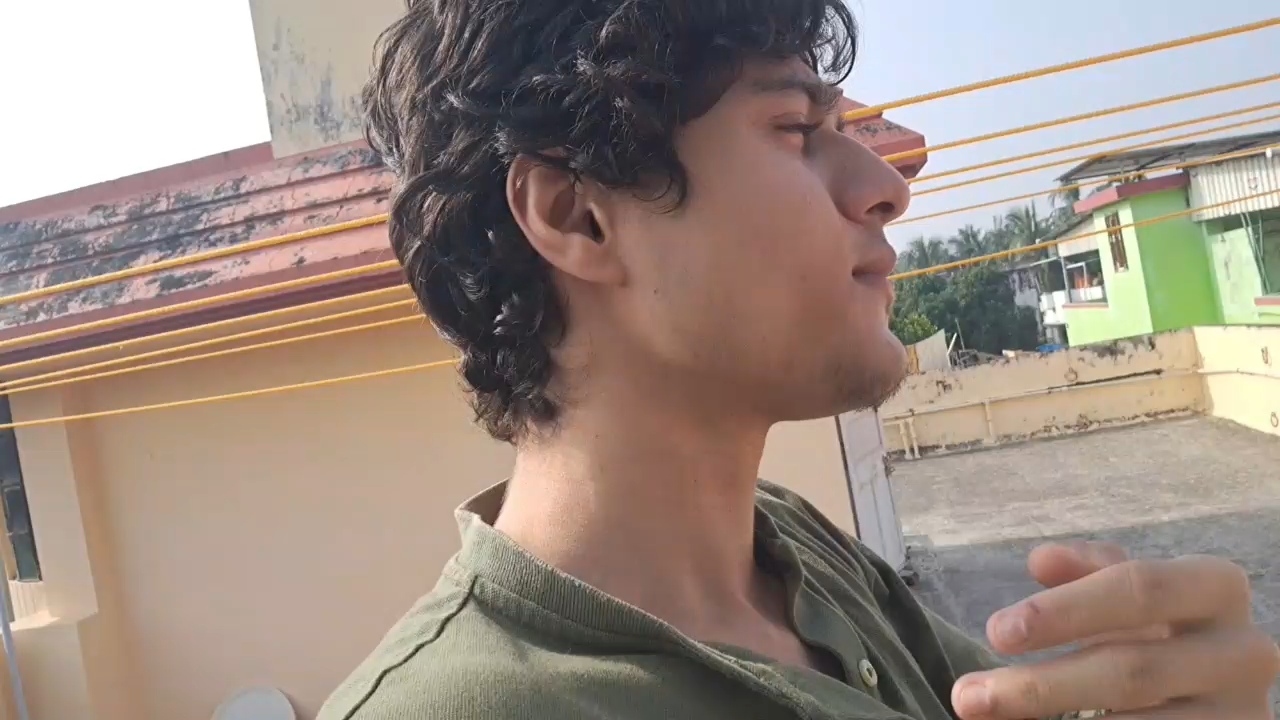 B612 20251106 085437 8623