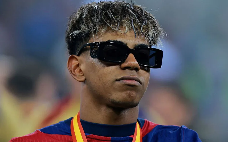 Barcelona prodigy lamine yamal set contract extension 2031 salary boost 114960