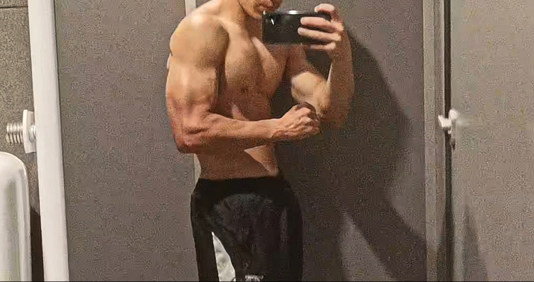 Screenshot 2025 11 13 17 20 12 084 commiuigallery edit