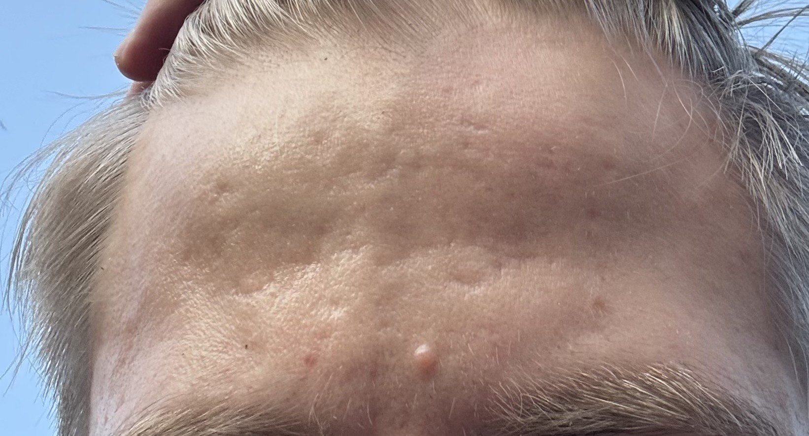 SPOILER 8A993F55 FC60 4D8B 9E56 B676194D0766