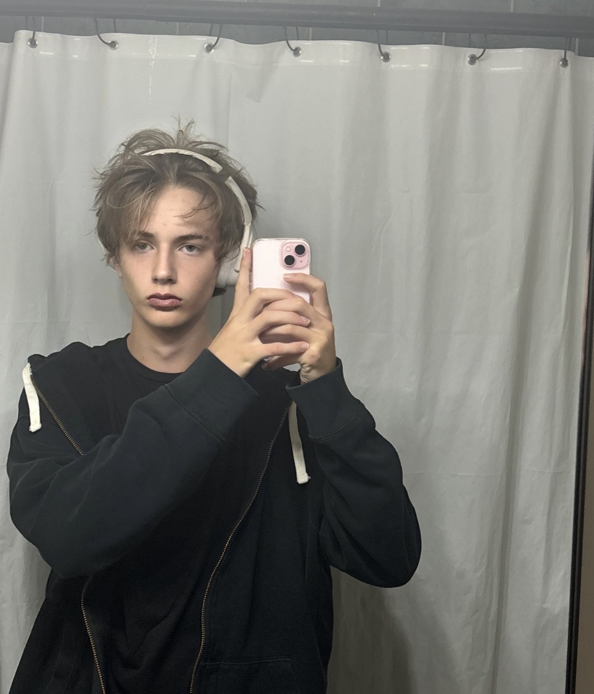 2025 11 14 21 25 48 010