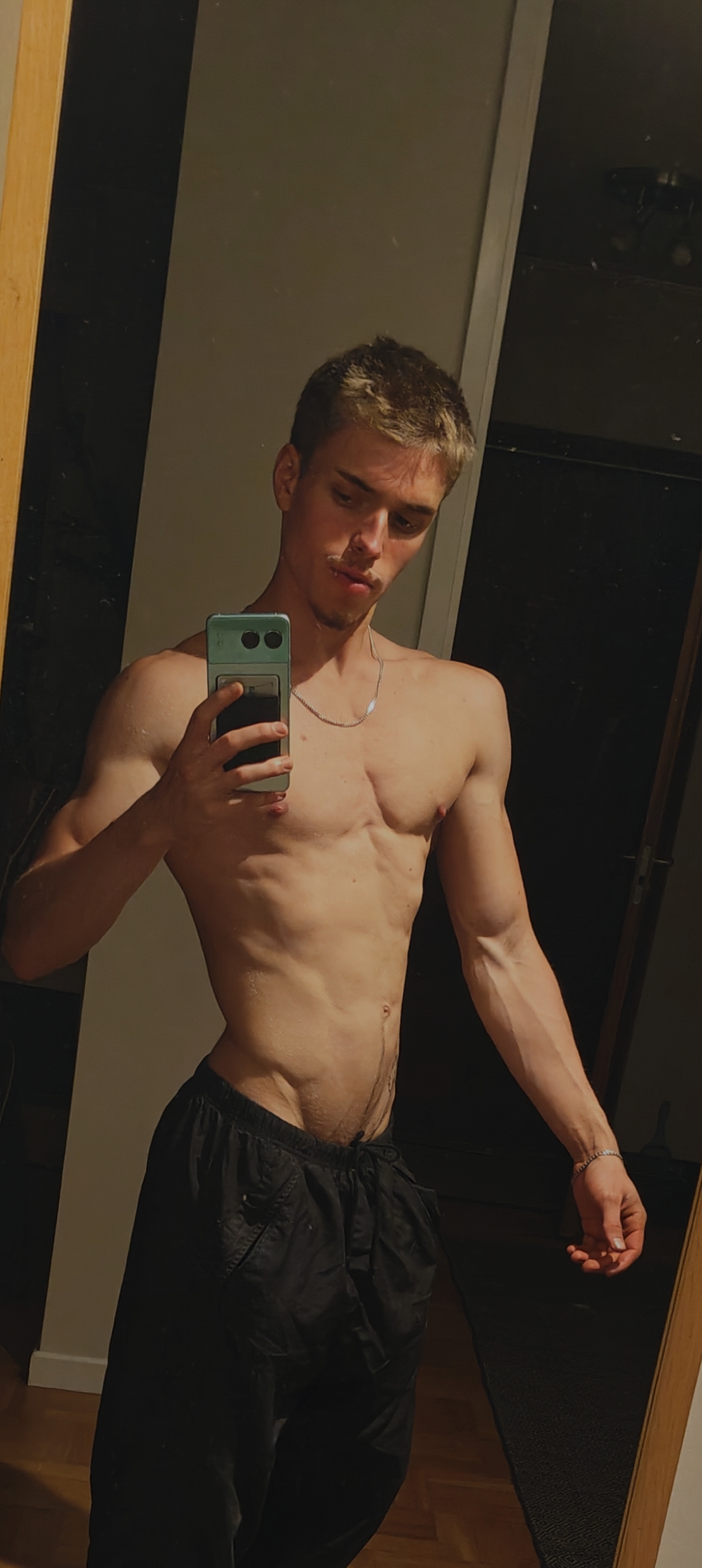 Screenshot 2025 11 16 19 59 27 89 965bbf4d18d205f782c6b8409c5773a4