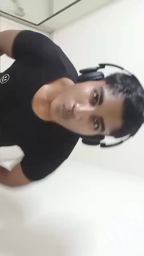 1763476796973