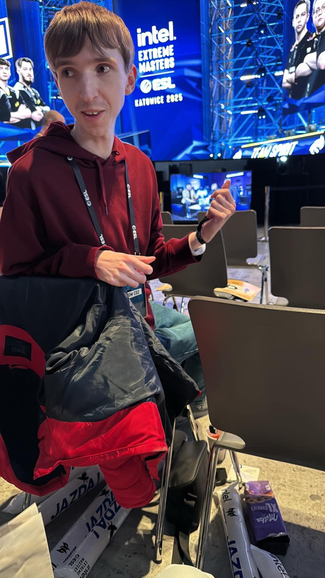 AttTiuSNsAQNwBycK5V  M4IgElmEMVbs1OojVNJ0eAWcg