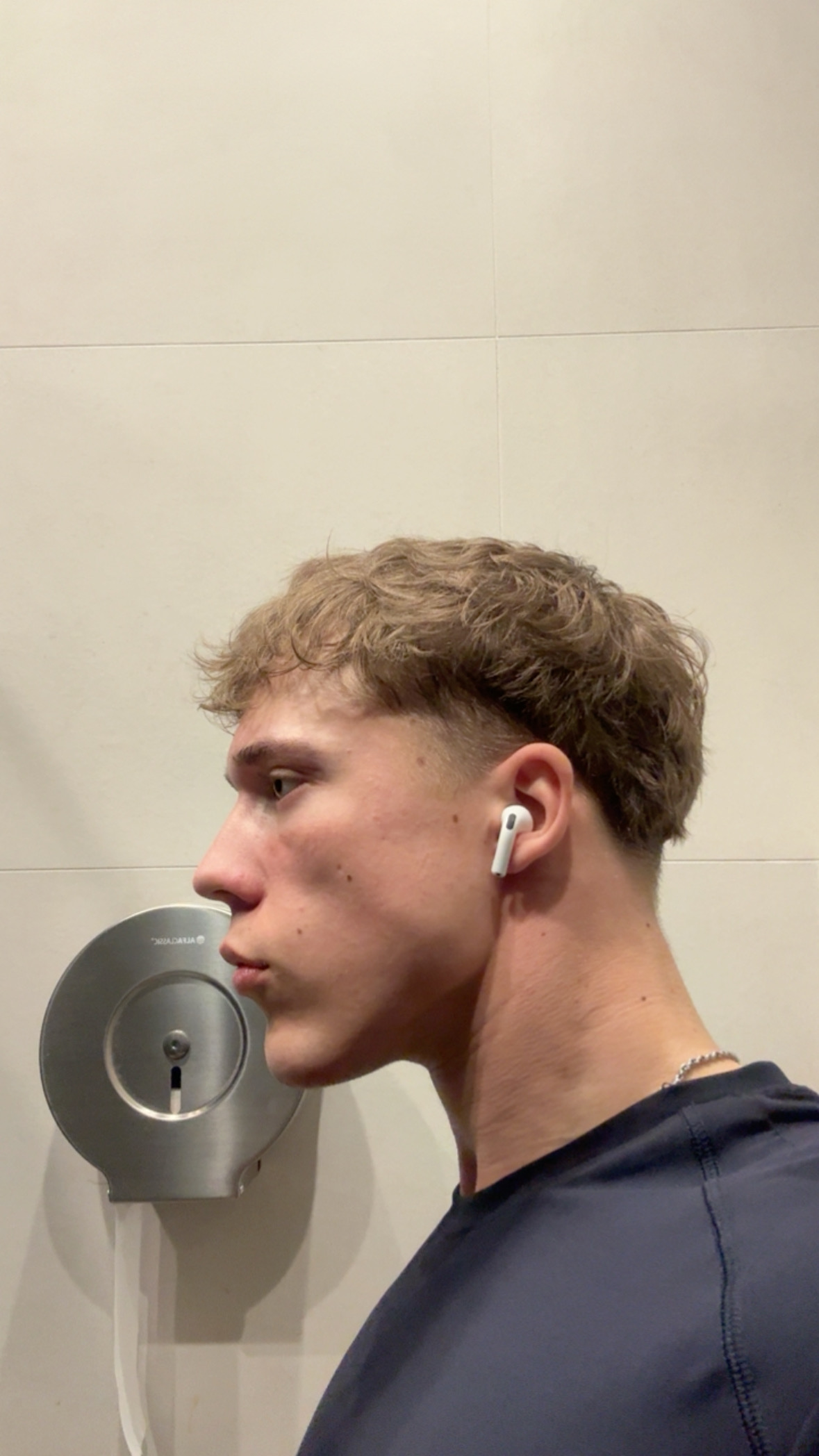 38B2BF31 1893 43B1 A8FE 57F8FF25531F