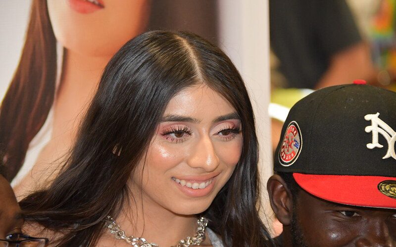 Violet Myers net worth2