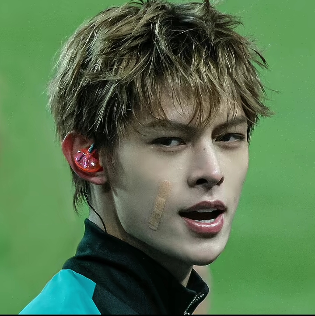 Screenshot 2025 11 22 23 32 12 475 comzhiliaoappmusically edit