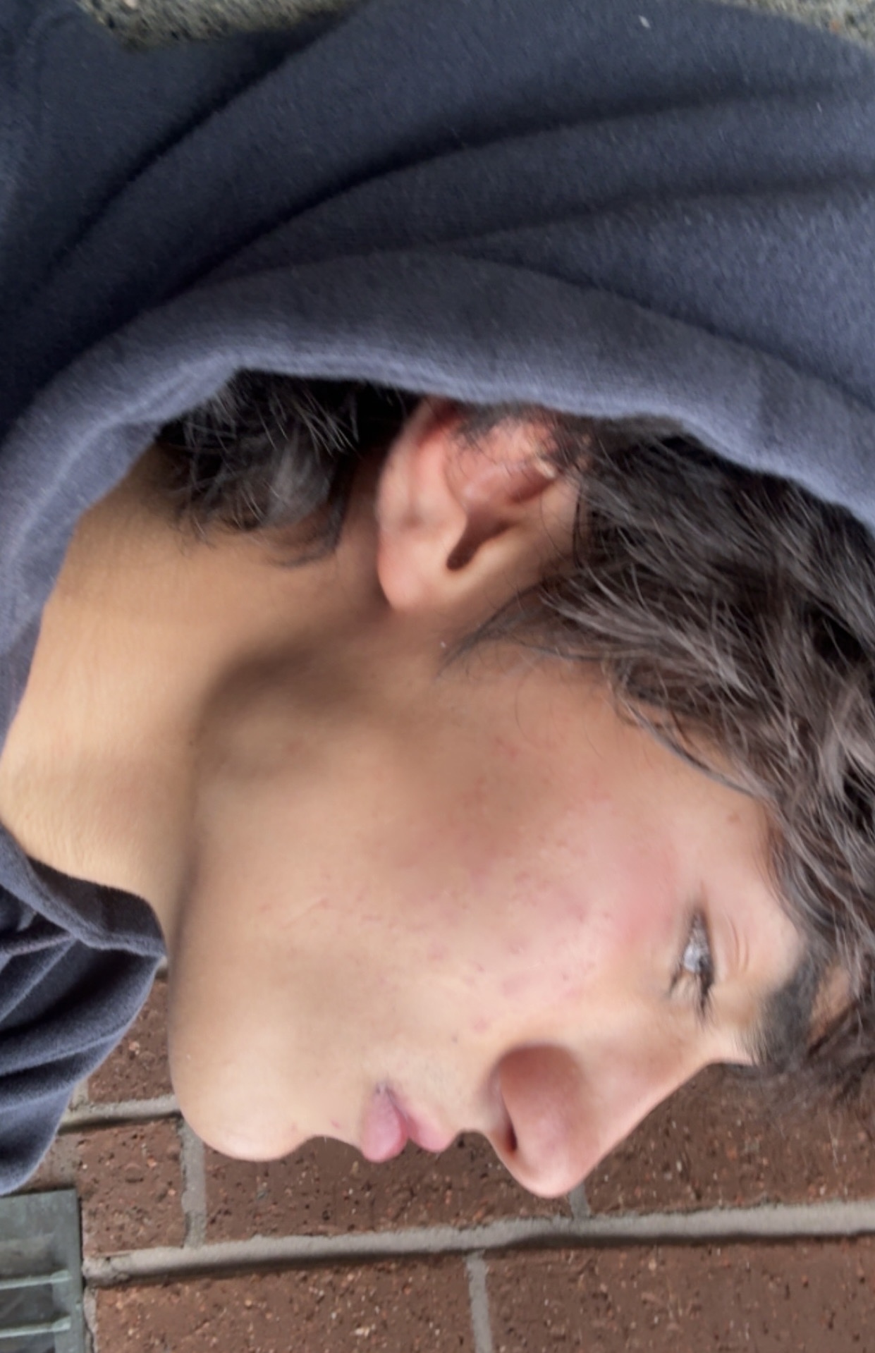 0F2054DD D144 4004 9B25 C93012F23EE1