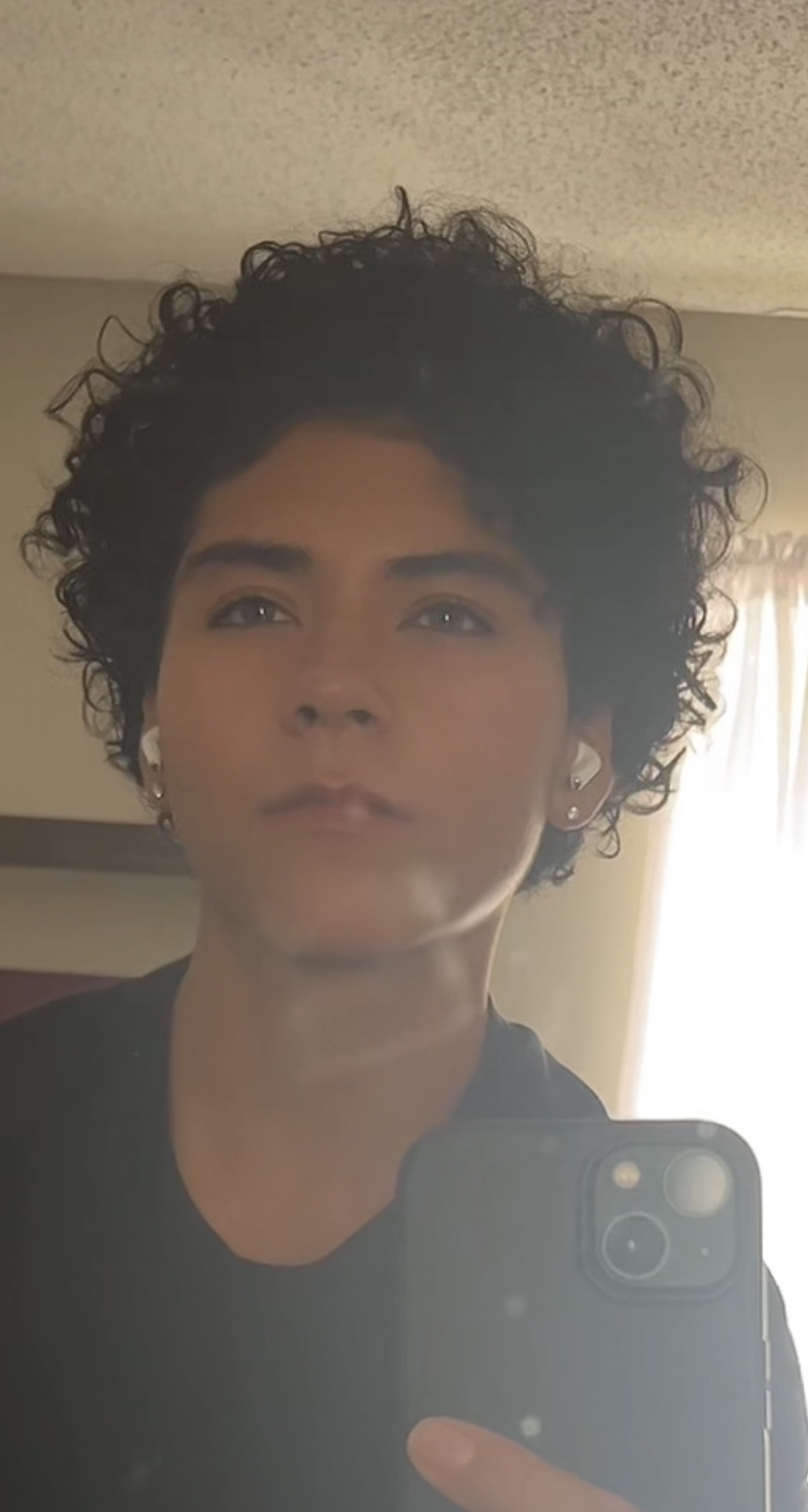 D4C89882 21D2 40E6 9216 AE212060B63A