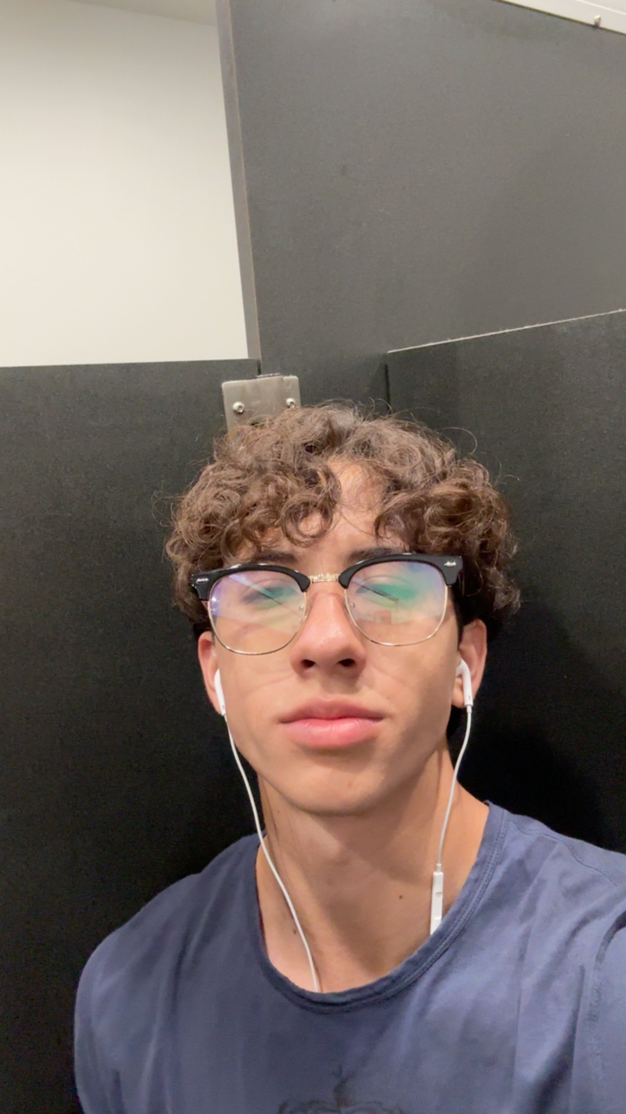 B5EB6D78 E2B5 46F7 8422 282333F495EC