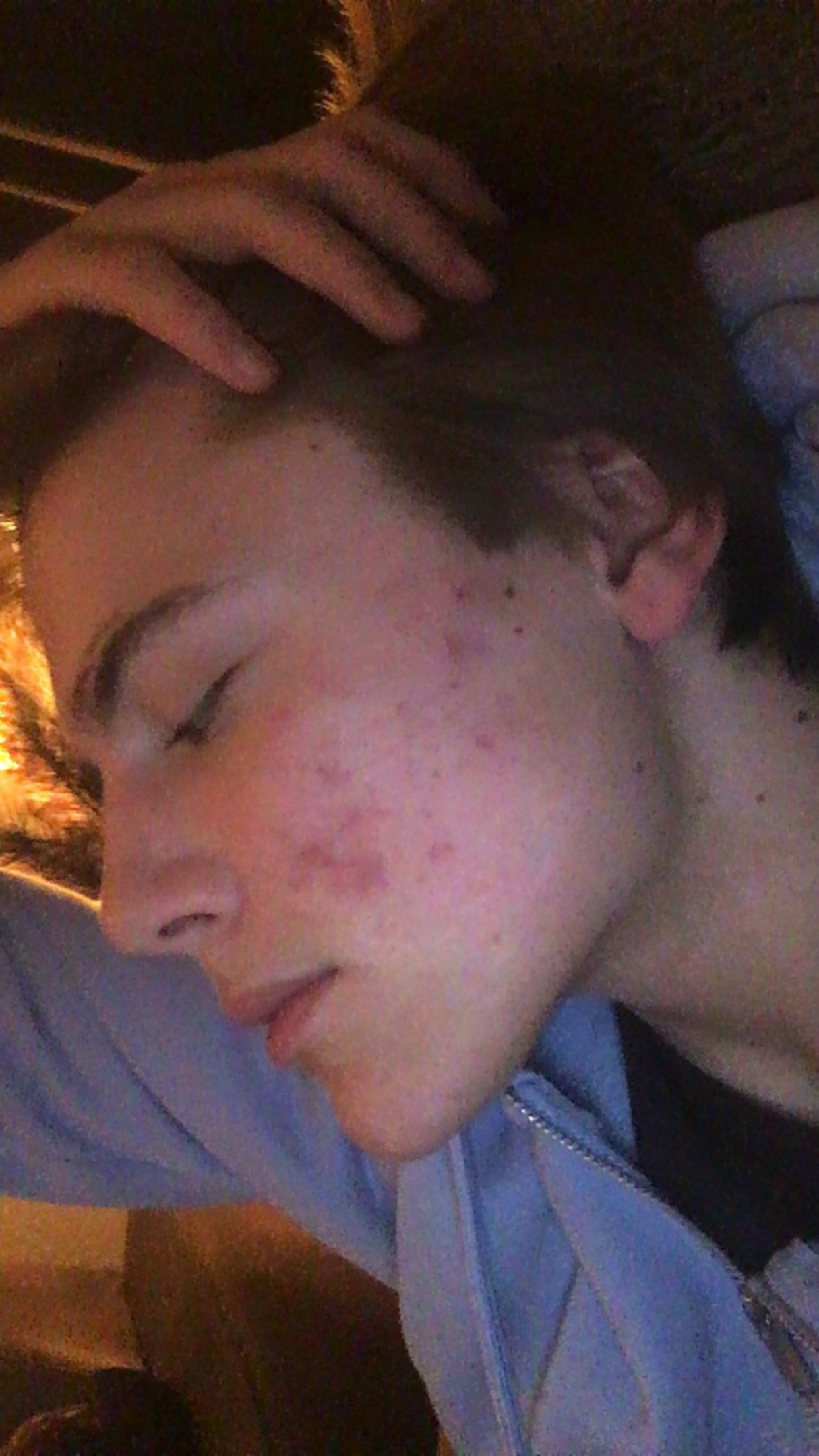 4B3D866F 3325 4C2C BFEF 90433A6F85BF