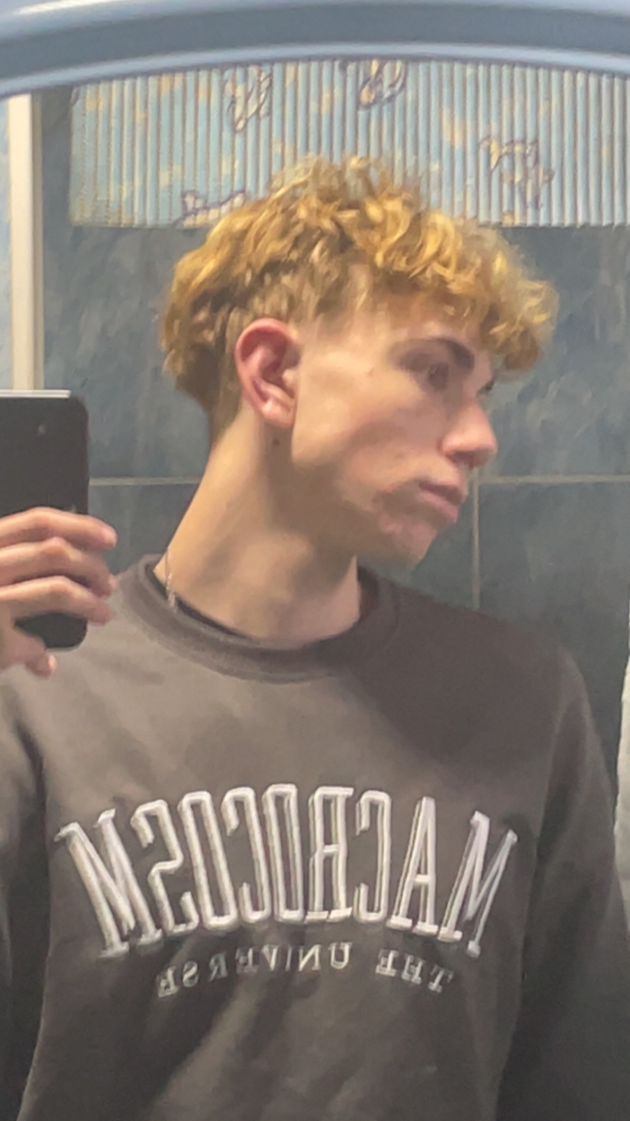 1764171382050