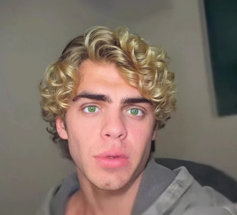 Dillionlookalikesnap