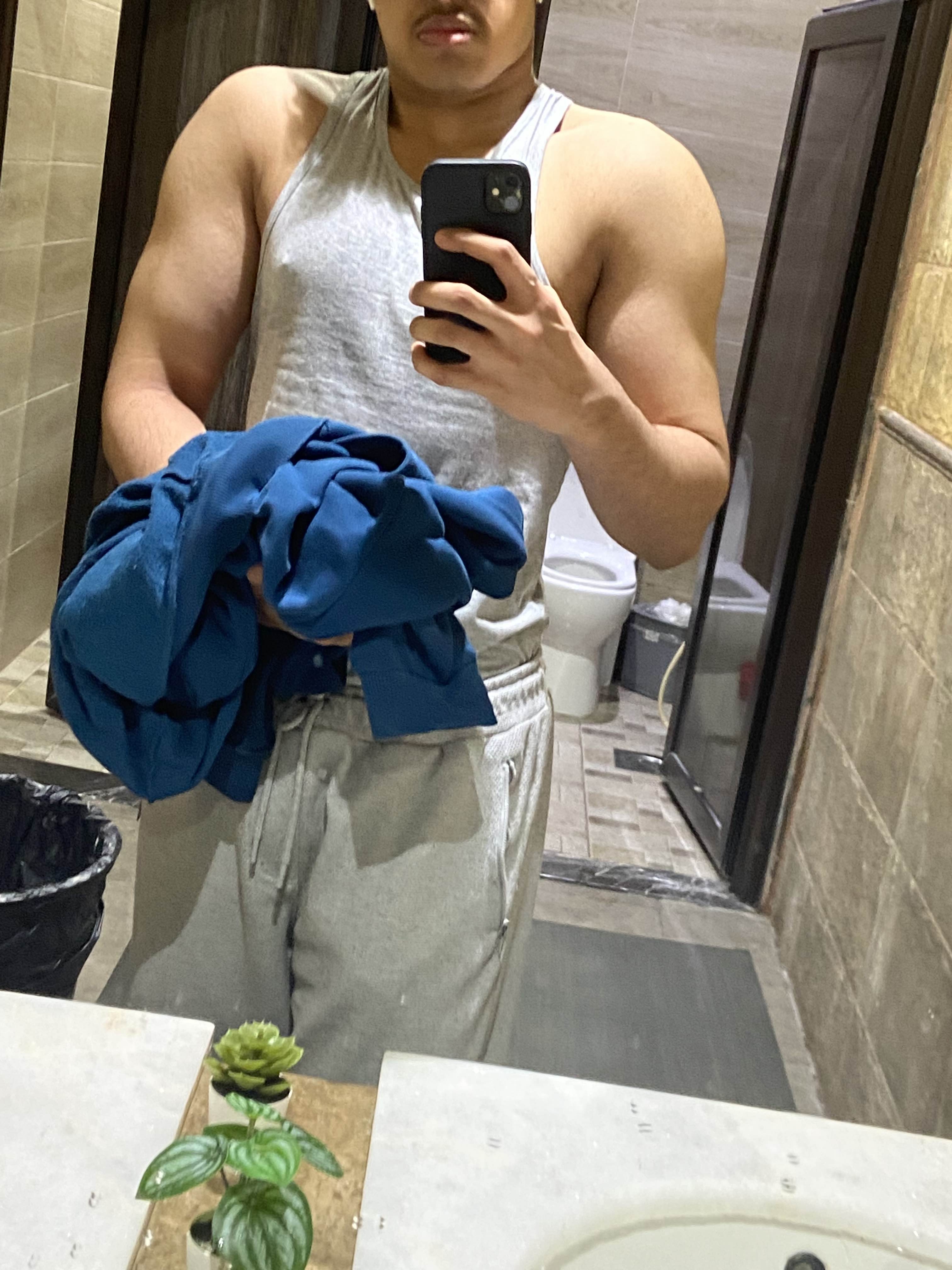 22D06069 A7BE 4921 ABB2 AF524B9CF8FD