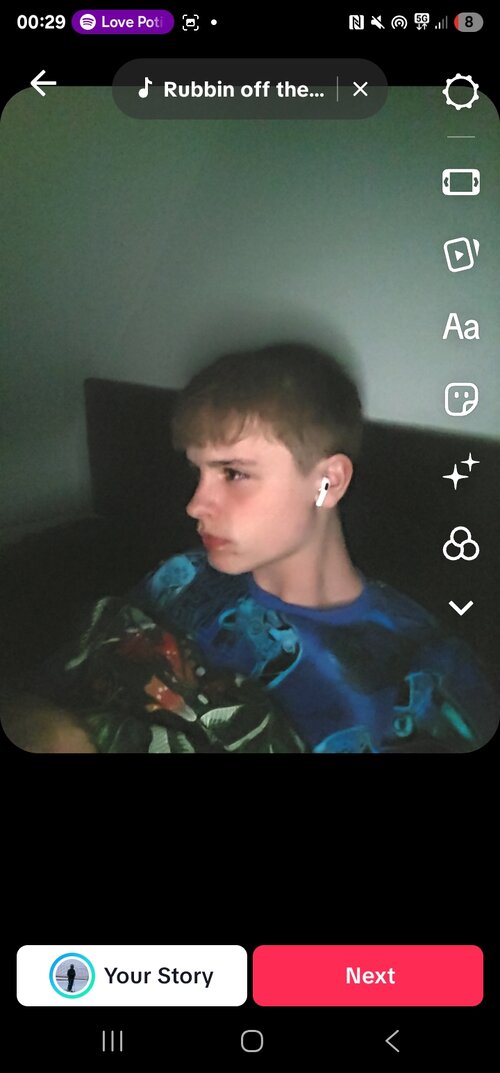 Screenshot_20251012_002949_TikTok.jpg