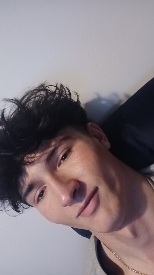 Snapchat-1210056543.jpg