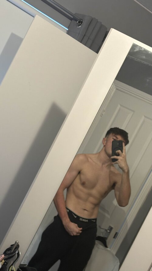 look maxing 5.jpg