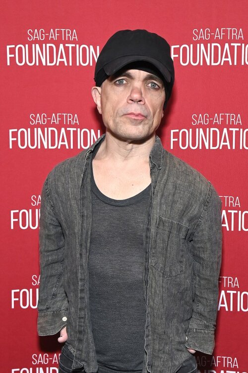 peter-dinklage-attends-sag-aftra-928308532.jpg