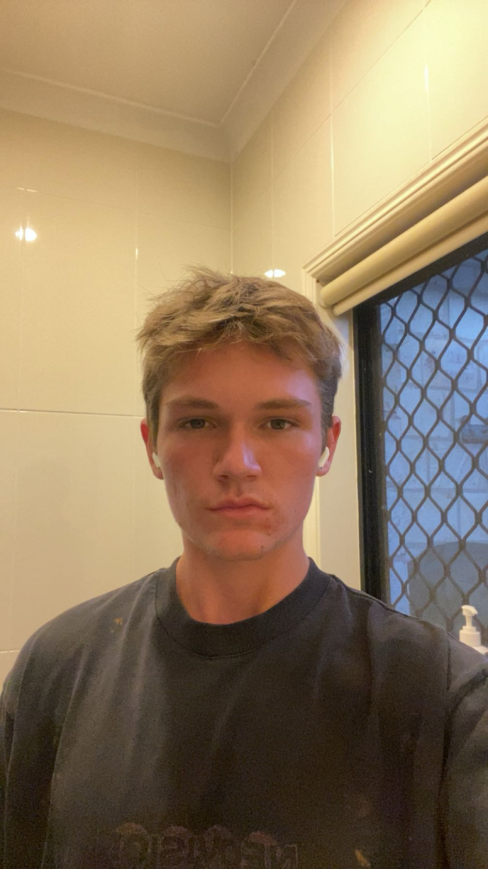 71FF67BD 26E9 40A8 A41B 4D3306507A17