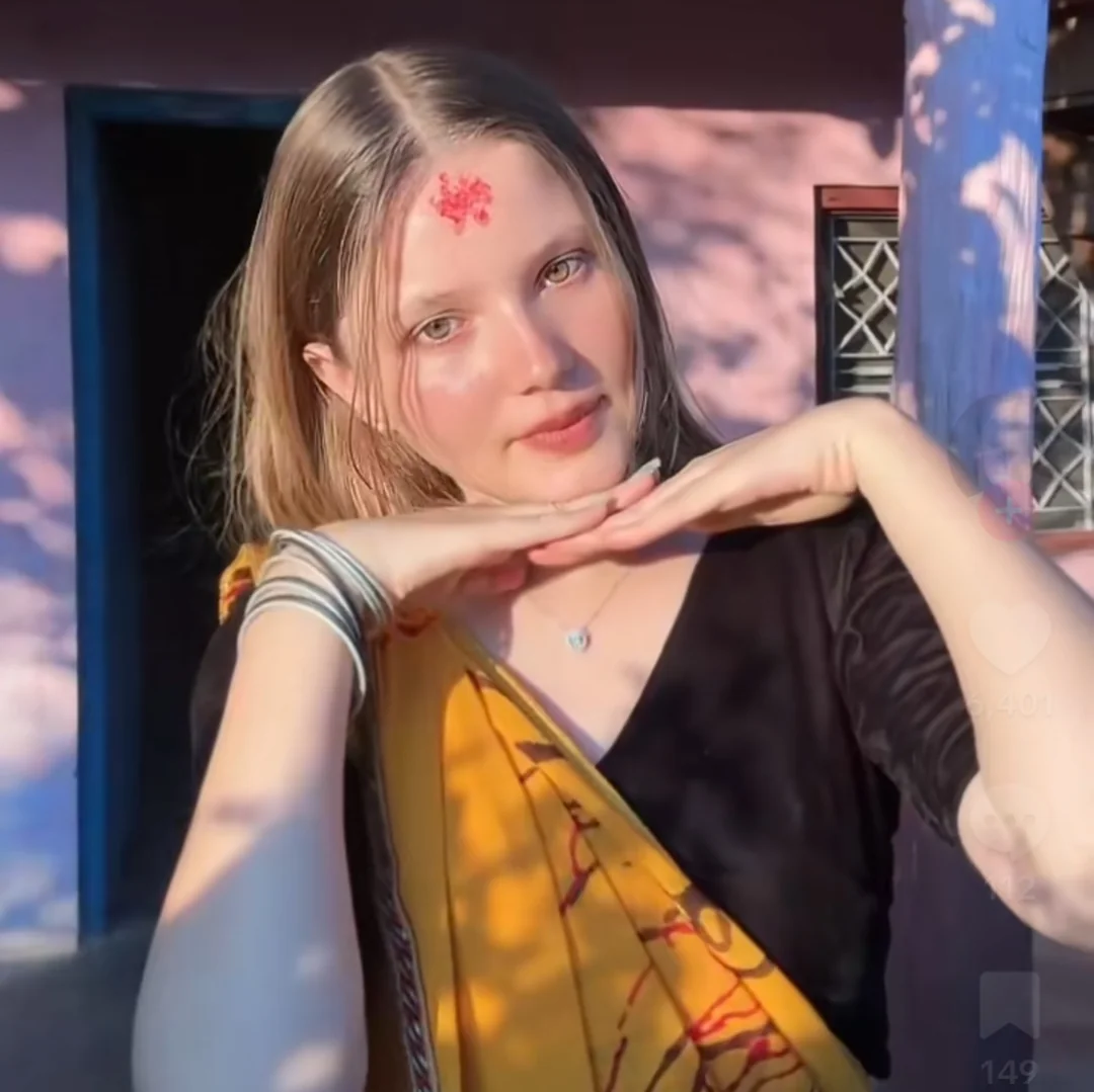 Guess her v0 j4gwqs1zcb6f1