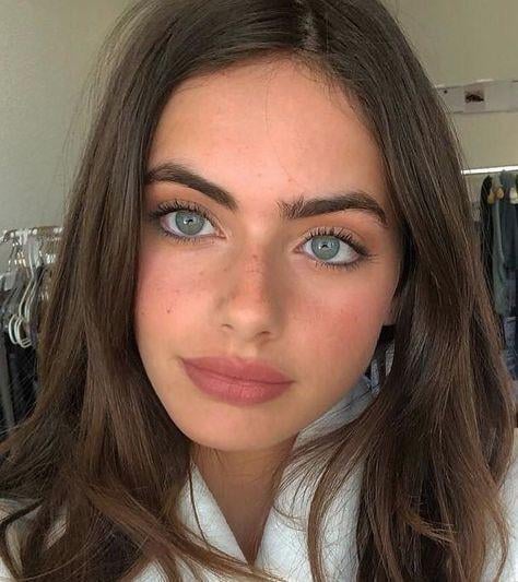 Yael shelbia v0 uxbx7tb7oy6b1