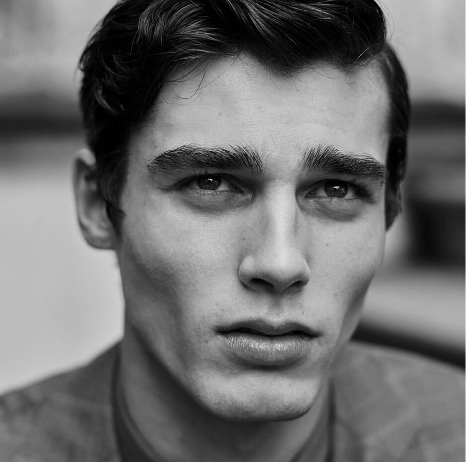 5619962 1764989618414