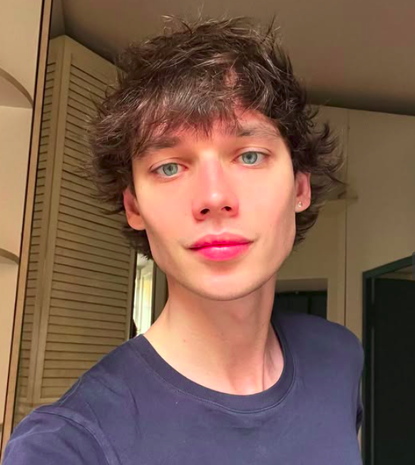 Screenshot from 2025 12 08 22 11 22