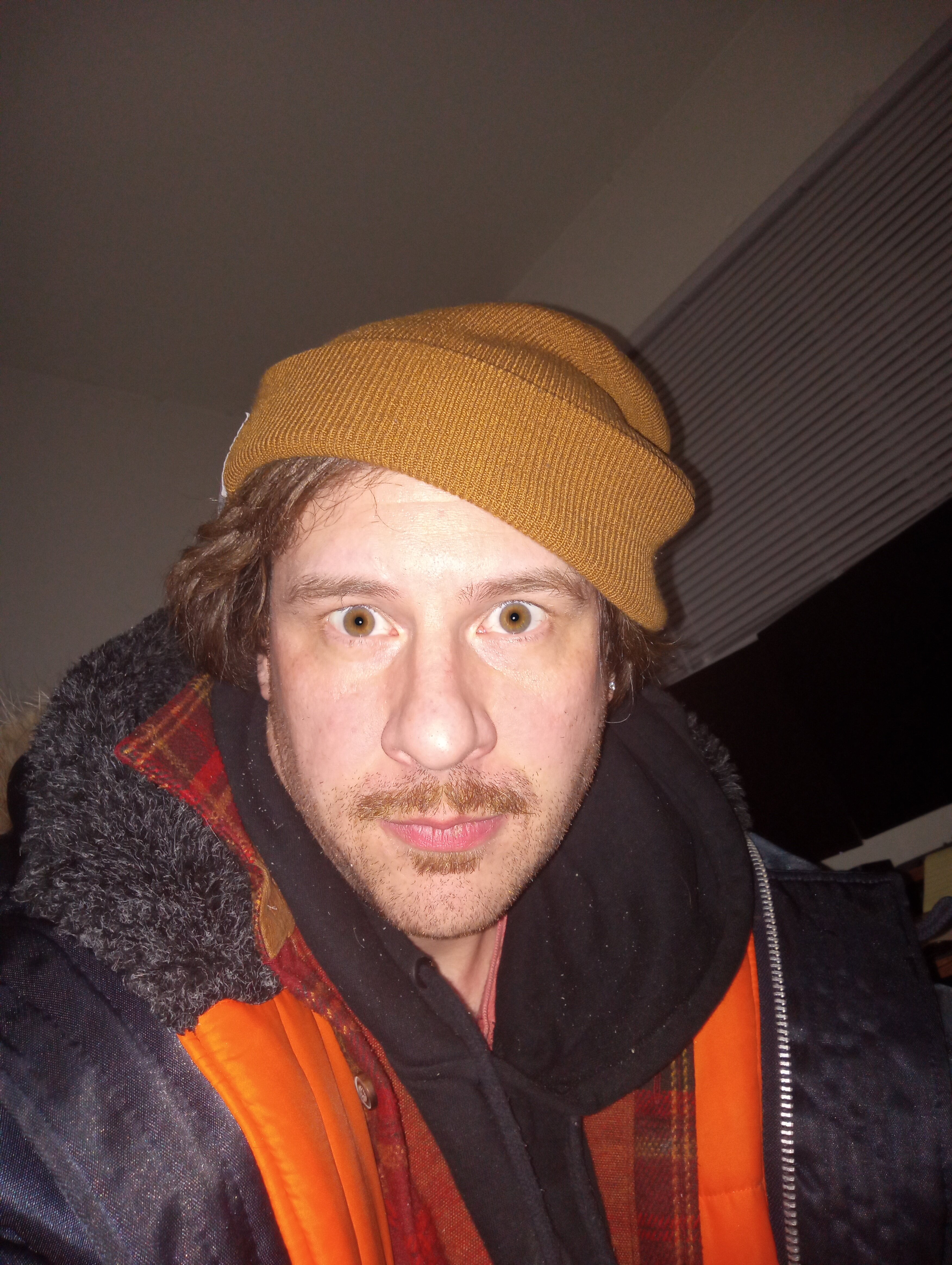 IMG 20251208 222507679 BURST000 COVER TOP