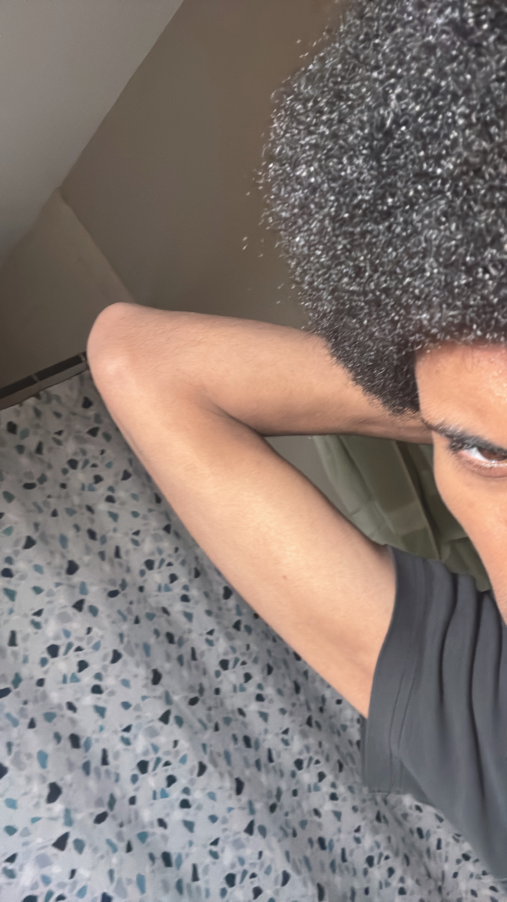 E341E093 8F69 4529 81AA 6E45B878083A