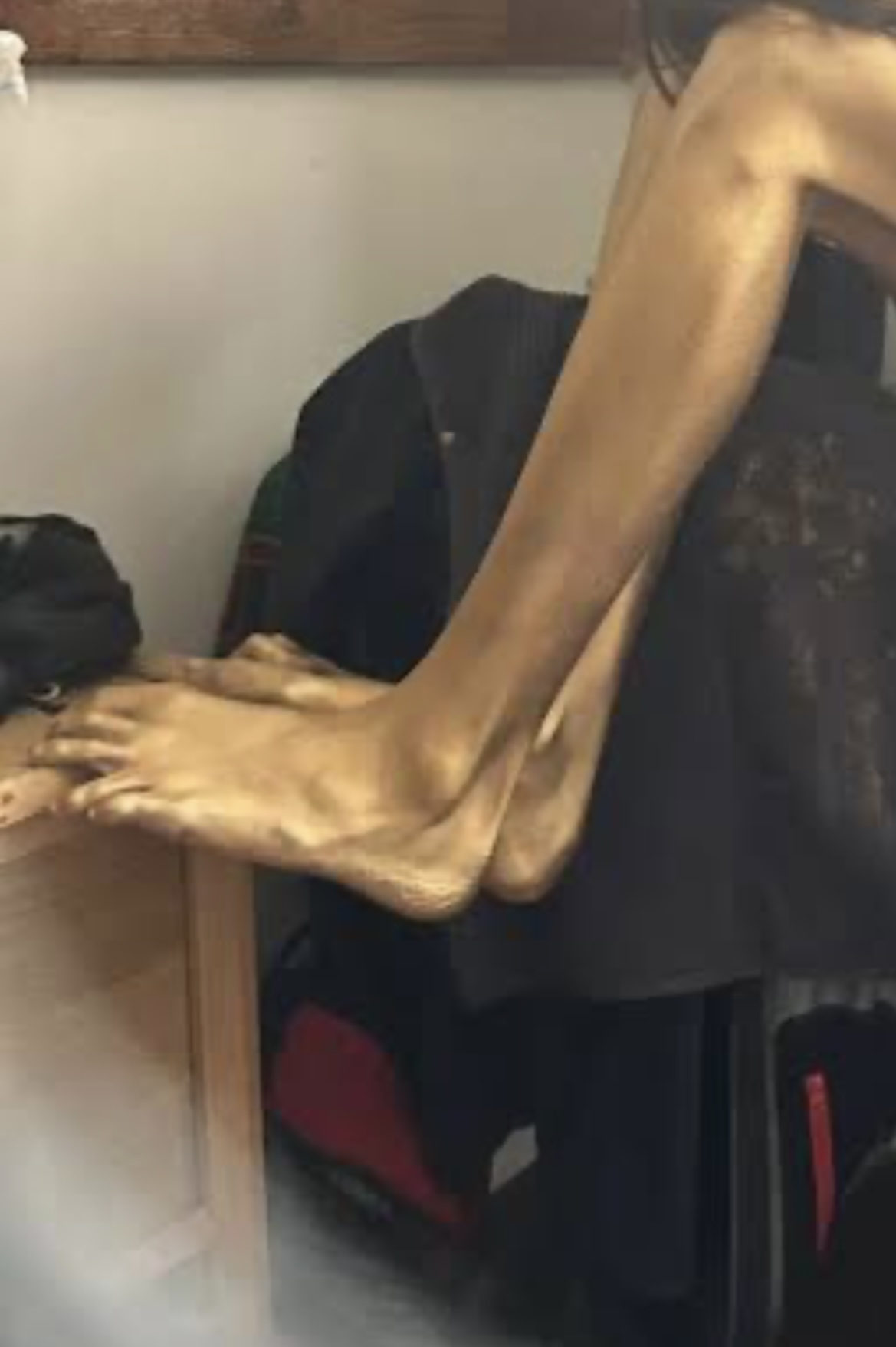 8F34C0CF 087F 4E6A 9605 9A9E6E160B28